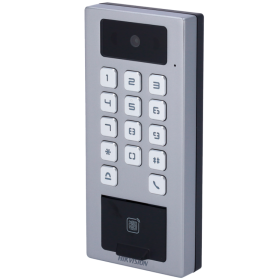 Control de acceso con cámara, IP65, IK09, para supervisión vía smartphone. Lector huella, Mifare y teclado.